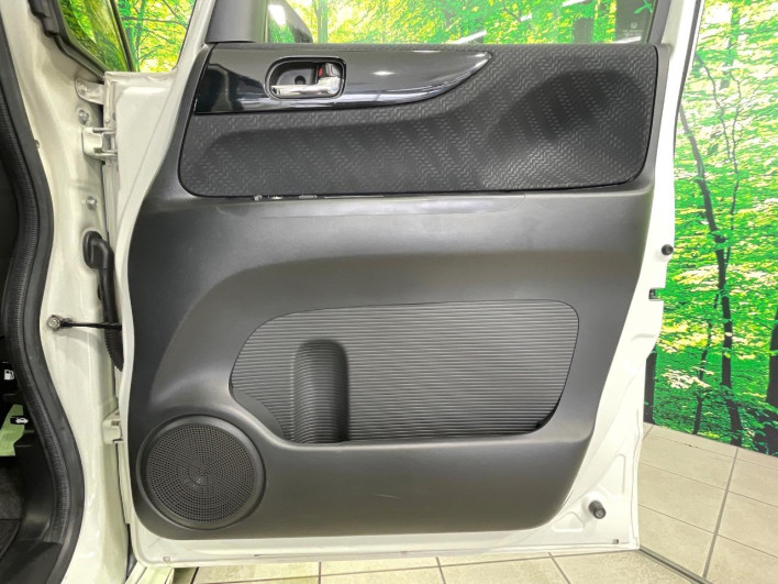 2015 Honda N-BOX CUSTOM DBA-JF1 (UW-6a223e6083f0c)[17]