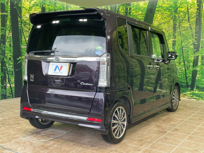2016 Honda N-BOX CUSTOM DBA-JF1 (UW-6a223e60c5d2a)[20]