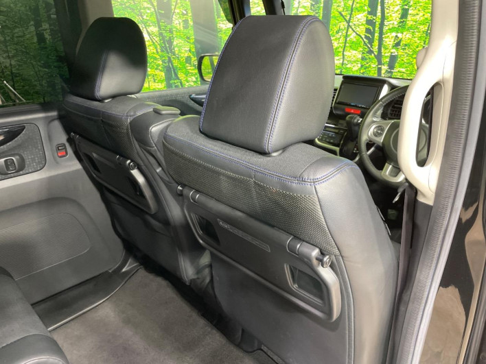 2016 Honda N-BOX CUSTOM DBA-JF1 (UW-6a223e60d4262)[23]