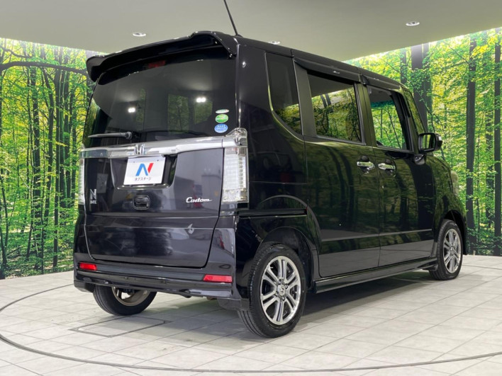 2015 Honda N-BOX CUSTOM DBA-JF2 (UW-6a223e641cc45)[14]