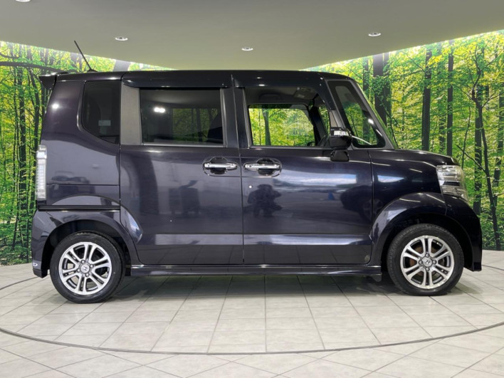 2015 Honda N-BOX CUSTOM DBA-JF2 (UW-6a223e641cc45)[9]