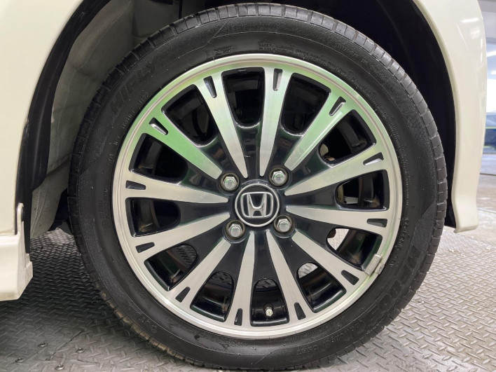 2015 Honda N-BOX CUSTOM DBA-JF2 (UW-6a223e650a34a)[13]