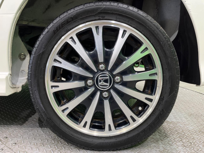 2015 Honda N-BOX CUSTOM DBA-JF2 (UW-6a223e650a34a)[10]