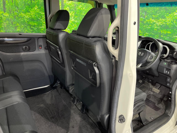 2015 Honda N-BOX CUSTOM DBA-JF2 (UW-6a223e650a34a)[24]