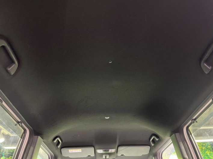 2018 Honda N-BOX CUSTOM DBA-JF3 (UW-6a223e66b9783)[10]