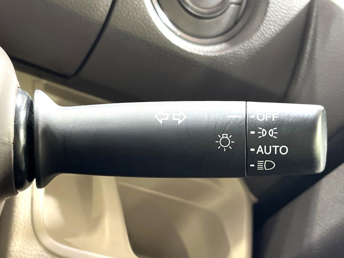 2019 Honda N-BOX DBA-JF3 (UW-6a223e68194c1)[17]