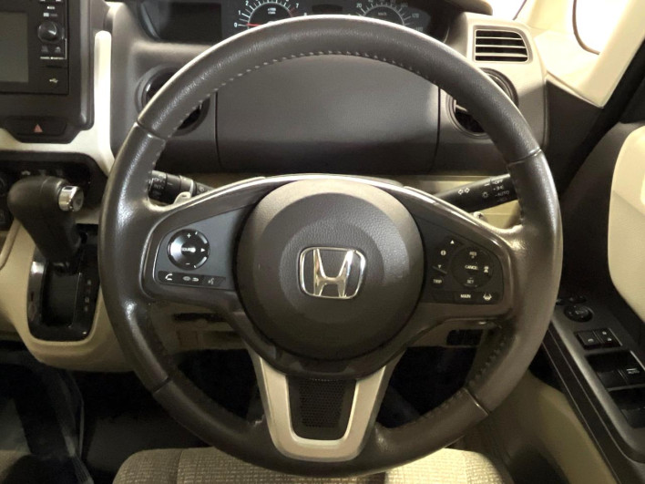 2017 Honda N-BOX DBA-JF3 (UW-6a223e69bace8)[28]