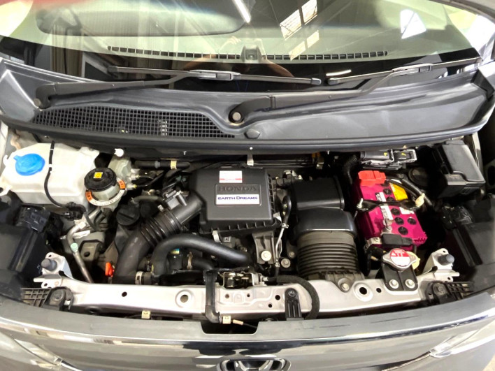 2017 Honda N-BOX DBA-JF3 (UW-6a223e69bace8)[4]