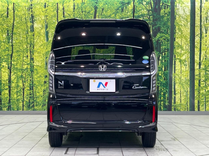 2018 Honda N-BOX CUSTOM DBA-JF3 (UW-6a223e6a093c9)[17]