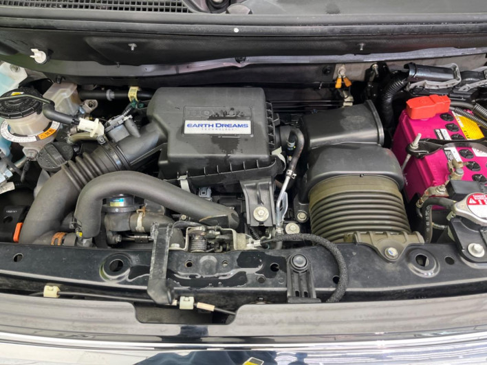 2018 Honda N-BOX CUSTOM DBA-JF3 (UW-6a223e6a093c9)[4]