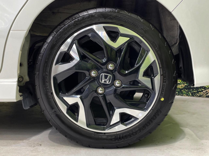 2019 Honda N-BOX CUSTOM DBA-JF3 (UW-6a223e6acec4d)[5]
