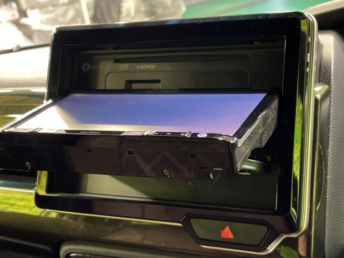 2019 Honda N-BOX CUSTOM DBA-JF3 (UW-6a223e6acec4d)[29]
