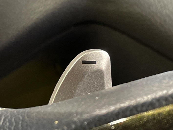 2019 Honda N-BOX CUSTOM DBA-JF3 (UW-6a223e6acec4d)[24]