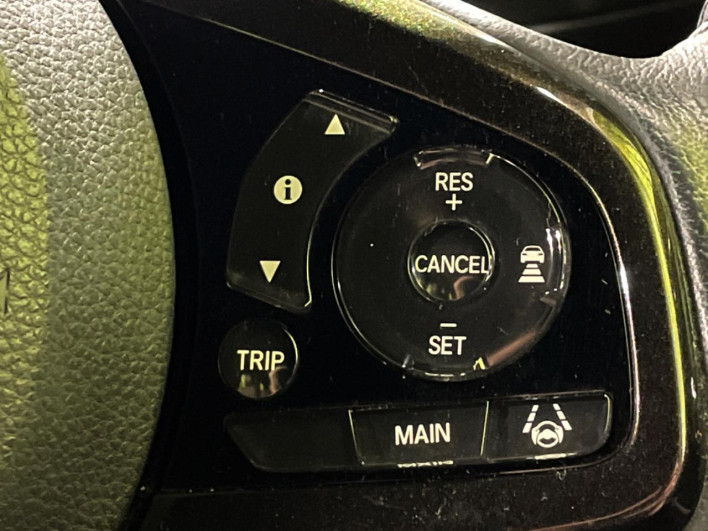 2019 Honda N-BOX CUSTOM DBA-JF3 (UW-6a223e6acec4d)[28]