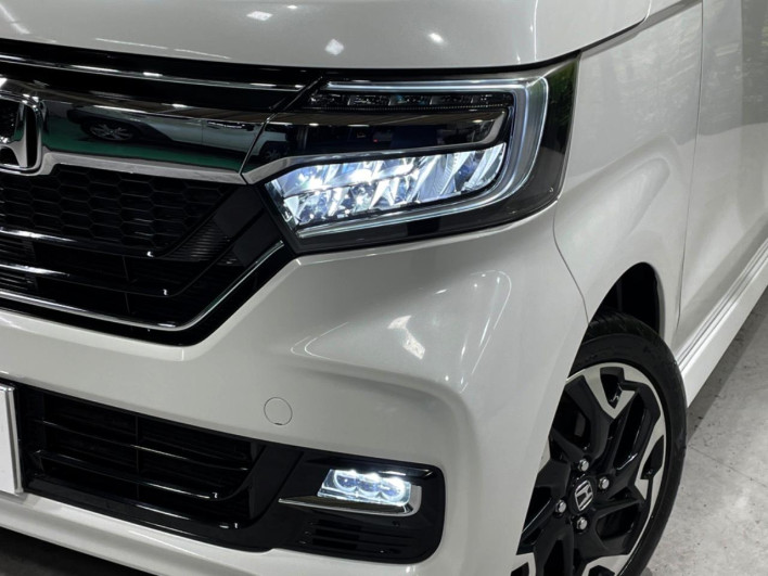 2019 Honda N-BOX CUSTOM DBA-JF3 (UW-6a223e6acec4d)[11]
