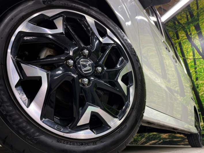 2019 Honda N-BOX CUSTOM DBA-JF3 (UW-6a223e6acec4d)[8]
