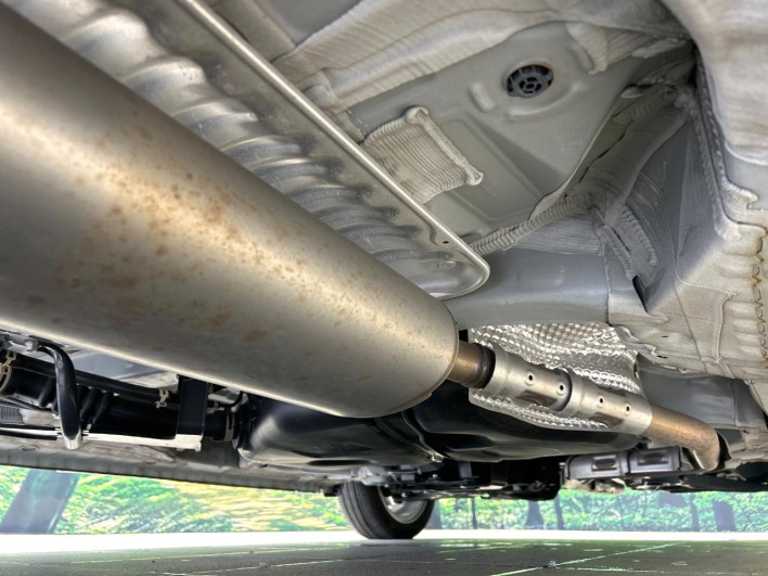2022 Honda N-BOX CUSTOM 6BA-JF3 (UW-6a223e6c5d134)[21]