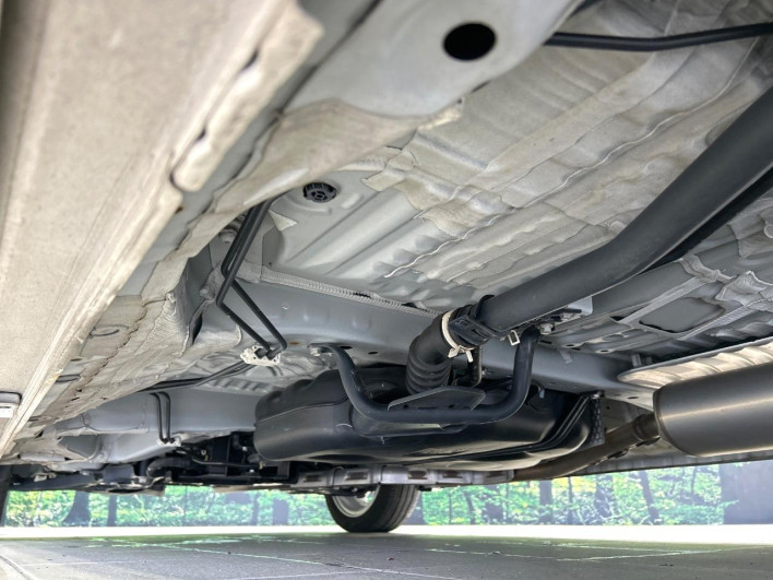 2022 Honda N-BOX CUSTOM 6BA-JF3 (UW-6a223e6c5d134)[24]