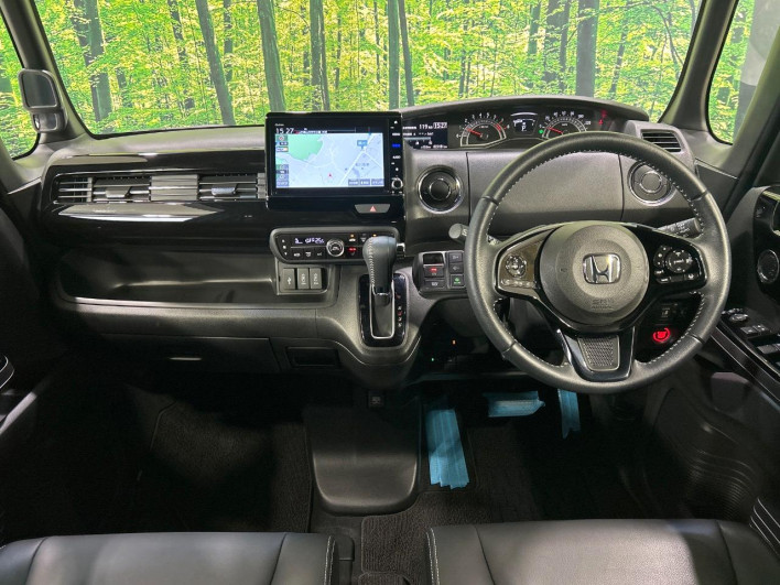 2022 Honda N-BOX CUSTOM 6BA-JF3 (UW-6a223e6c5d134)[28]