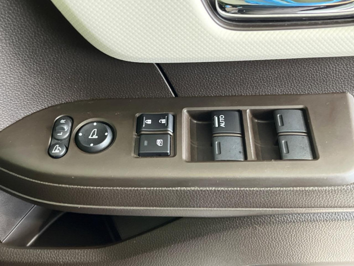 2023 Honda N-BOX 6BA-JF3 (UW-6a223e6d72ba9)[21]