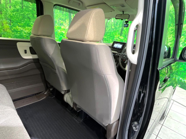 2023 Honda N-BOX 6BA-JF3 (UW-6a223e70f04a8)[17]