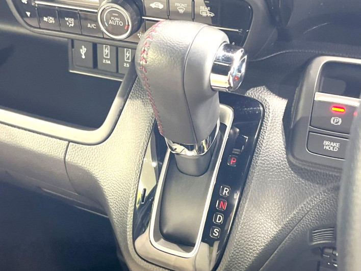 2023 Honda N-BOX CUSTOM 6BA-JF4 (UW-6a223e7305117)[20]
