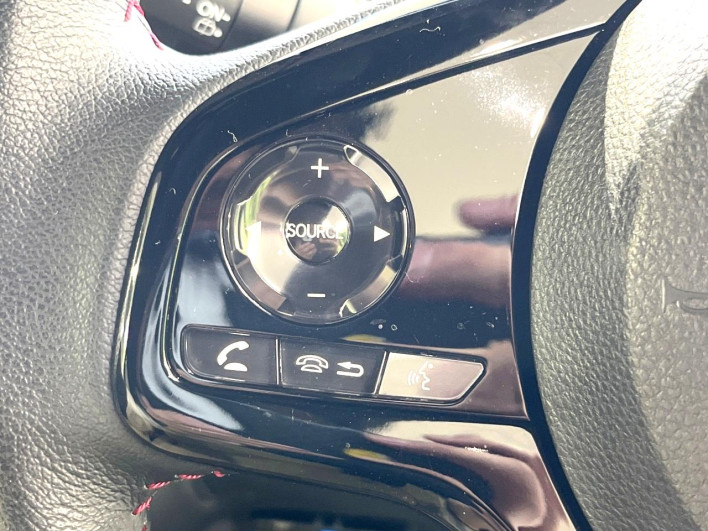 2023 Honda N-BOX CUSTOM 6BA-JF4 (UW-6a223e7305117)[26]