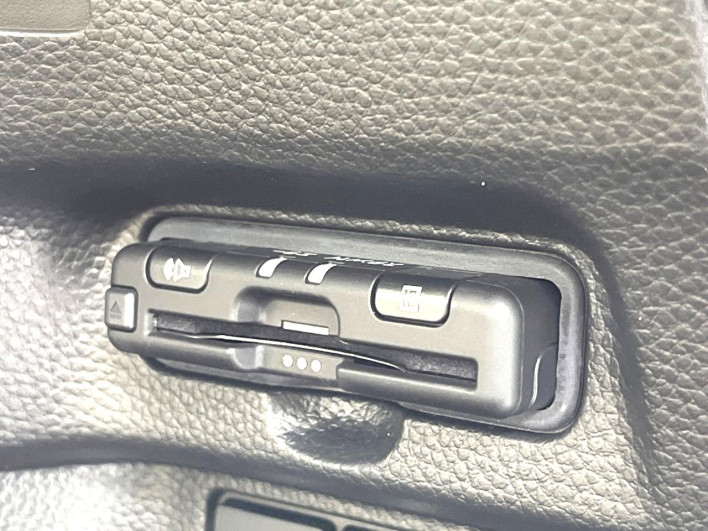 2023 Honda N-BOX CUSTOM 6BA-JF4 (UW-6a223e7305117)[11]