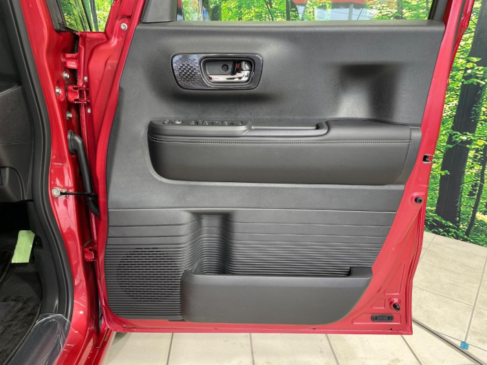 2023 Honda N-BOX CUSTOM 6BA-JF5 (UW-6a223e7345348)[13]