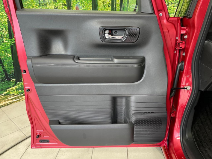 2023 Honda N-BOX CUSTOM 6BA-JF5 (UW-6a223e7345348)[14]