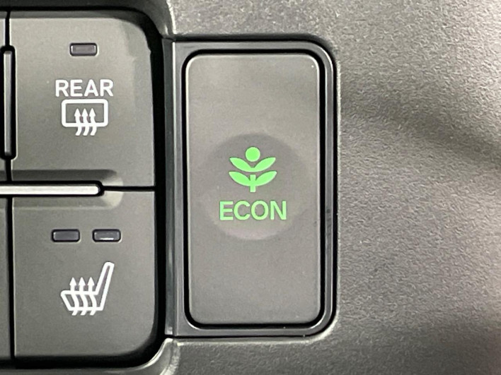 2023 Honda N-BOX CUSTOM 6BA-JF5 (UW-6a223e7345348)[26]