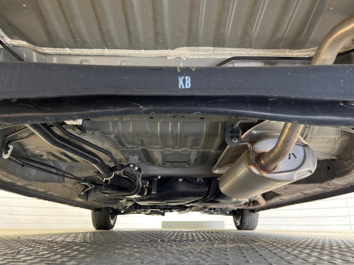 2024 Honda N-BOX CUSTOM 6BA-JF5 (UW-6a223e7355e5a)[24]