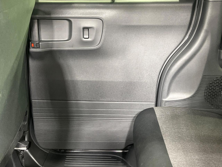 2024 Honda N-BOX CUSTOM 6BA-JF5 (UW-6a223e75d1d89)[26]