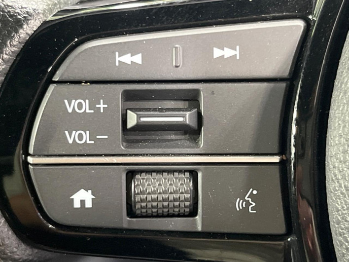 2024 Honda N-BOX CUSTOM 6BA-JF5 (UW-6a223e75d1d89)[12]