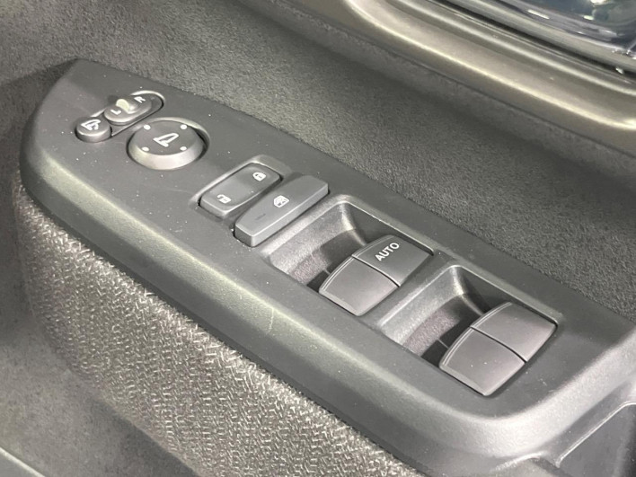 2024 Honda N-BOX CUSTOM 6BA-JF5 (UW-6a223e75d1d89)[5]