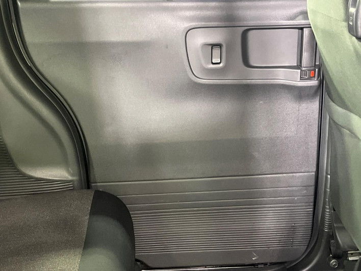 2024 Honda N-BOX CUSTOM 6BA-JF5 (UW-6a223e75d1d89)[22]