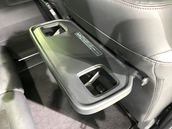 2025 Honda N-BOX CUSTOM 6BA-JF5 (UW-6a223e79d85c4)[18]