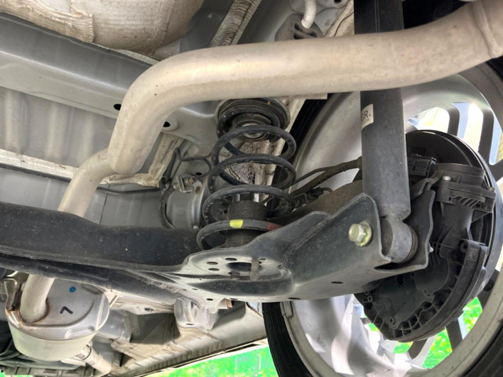 2025 Honda N-BOX CUSTOM 6BA-JF5 (UW-6a223e79d85c4)[14]