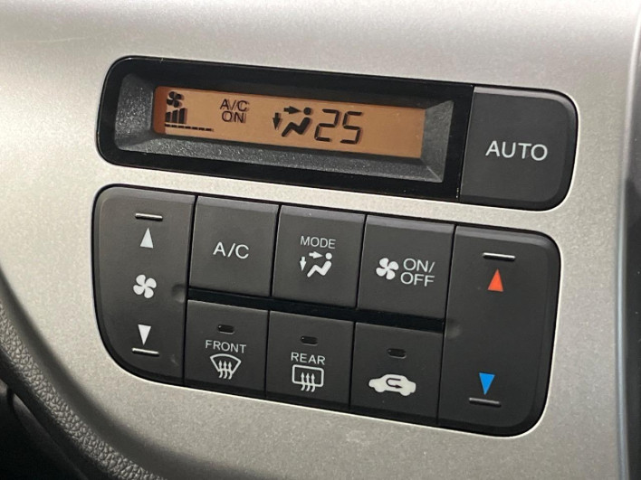 2015 Honda N-WGN DBA-JH1 (UW-6a223e8081eeb)[11]