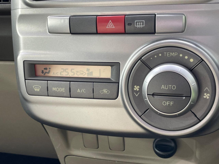 2012 Daihatsu Tanto DBA-L375S (UW-6a223e98afd8f)[19]