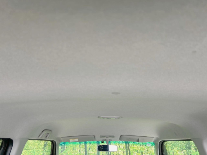 2011 Toyota Pixis Space DBA-L575A (UW-6a223e9958ac4)[15]