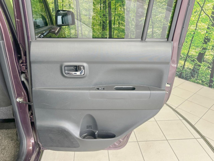 2011 Toyota Pixis Space DBA-L575A (UW-6a223e9958ac4)[24]