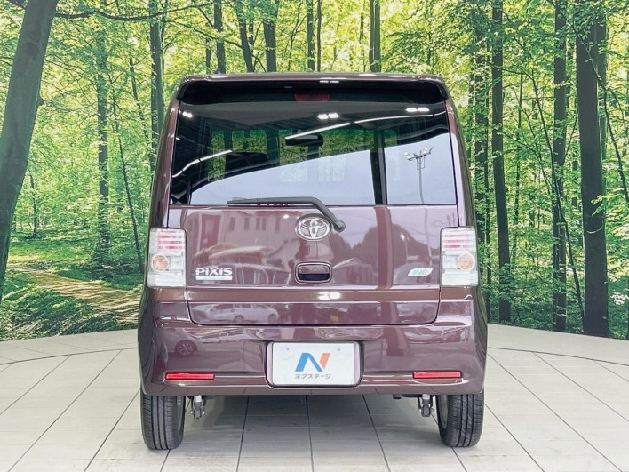 2011 Toyota Pixis Space DBA-L575A (UW-6a223e9958ac4)[11]