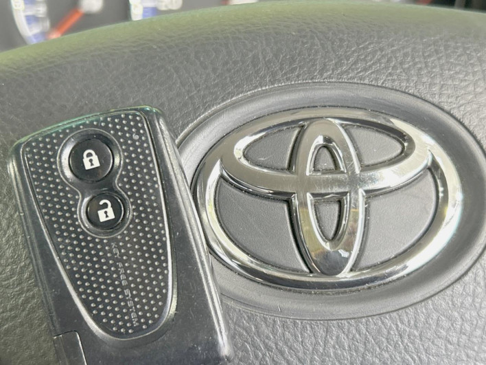 2011 Toyota Pixis Space DBA-L575A (UW-6a223e9958ac4)[29]