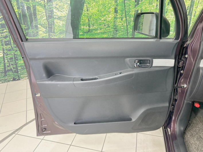 2011 Toyota Pixis Space DBA-L575A (UW-6a223e9958ac4)[21]