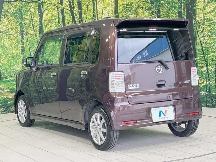 2011 Toyota Pixis Space DBA-L575A (UW-6a223e9958ac4)[10]