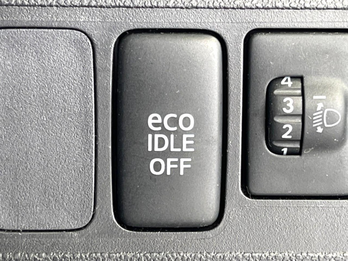 2015 Toyota Pixis Space DBA-L575A (UW-6a223e997415f)[25]