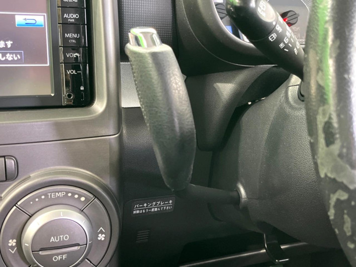 2015 Toyota Pixis Space DBA-L575A (UW-6a223e997415f)[19]