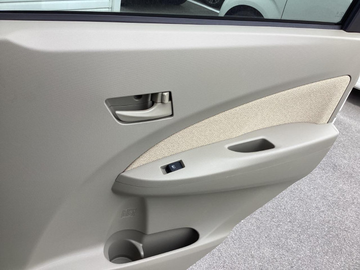2012 Daihatsu Move DBA-LA100S (UW-6a223e9ce25e3)[29]