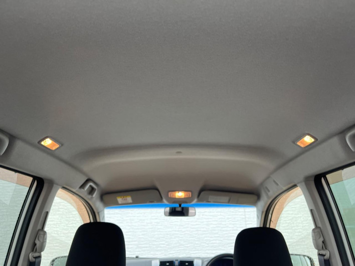 2013 Daihatsu Move DBA-LA100S (UW-6a223e9d56d9a)[25]
